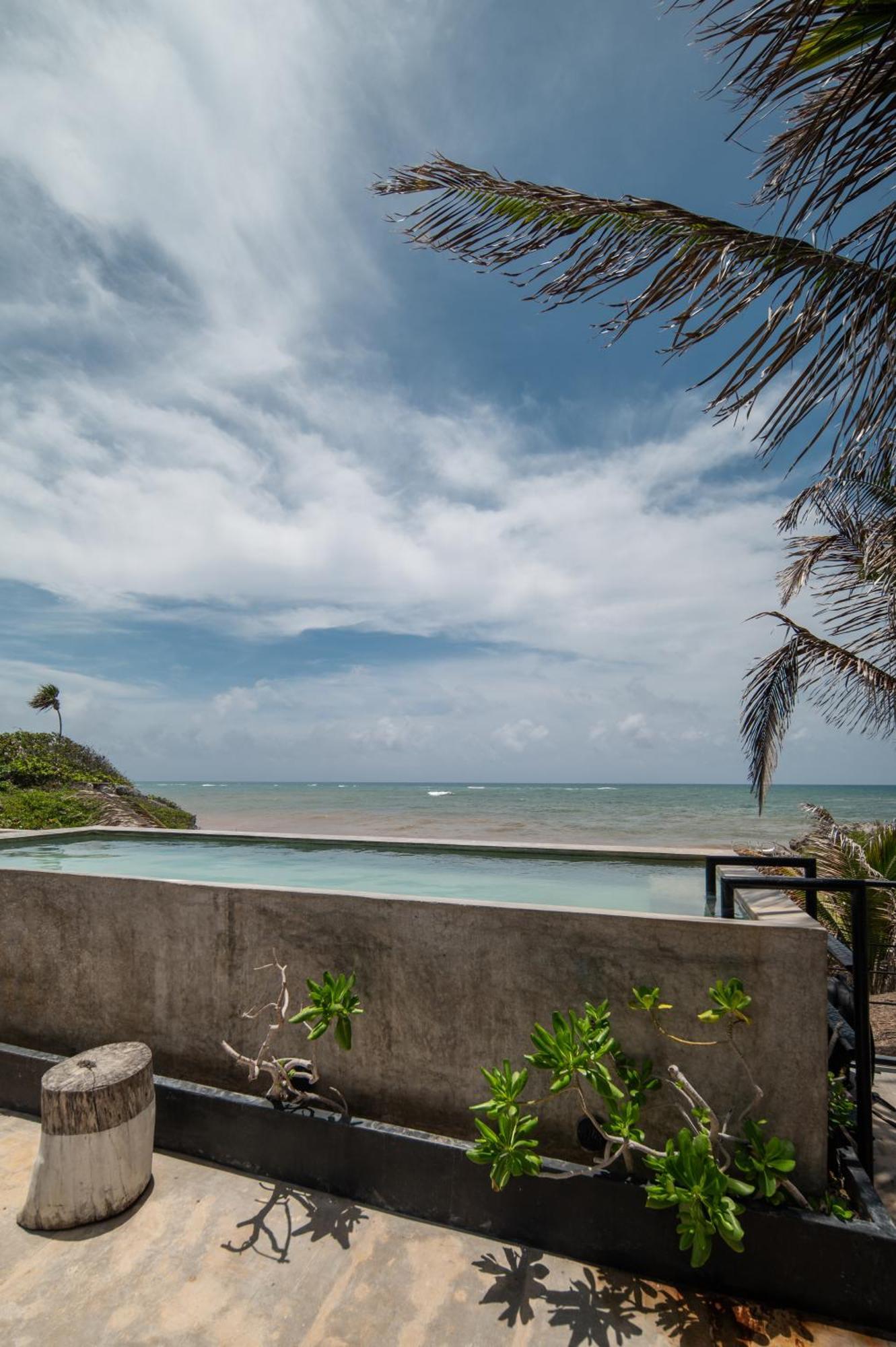 Tropicalito Villa On The Beach Tulum Exteriör bild